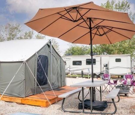Funstays Glamping Setup Tent In Rv Park #4 Ok-T4 Moab Eksteriør bilde