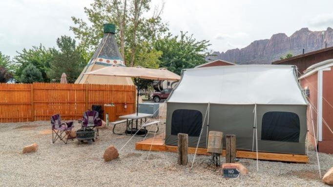Funstays Glamping Setup Tent In Rv Park #4 Ok-T4 Moab Eksteriør bilde
