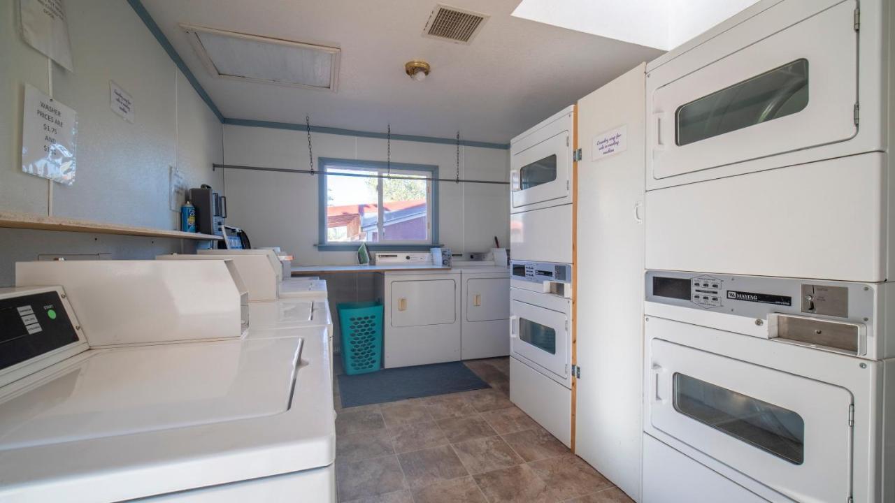 Funstays Glamping Setup Tent In Rv Park #4 Ok-T4 Moab Eksteriør bilde
