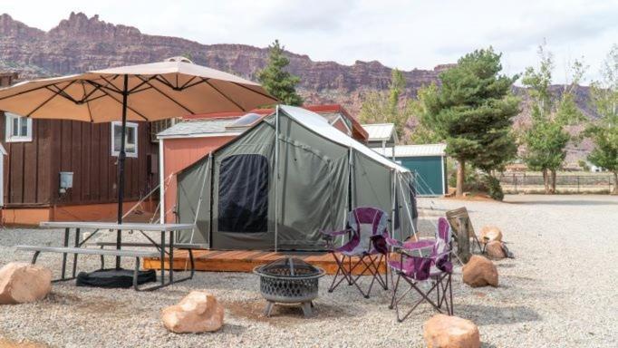 Funstays Glamping Setup Tent In Rv Park #4 Ok-T4 Moab Eksteriør bilde